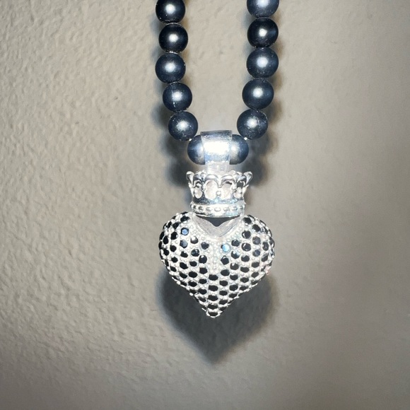 King Baby Black Heart Necklace and Rose Bracelet - Picture 3 of 9